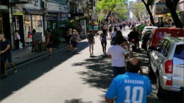 Los comerciantes de calle San Luis informaron que durante enero del 2023 las ventas cayeron 2,5%