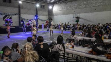 Organizados por la Municipalidad de Rosario, hasta el 4 de marzo continúan las celebraciones de Carnaval en los seis distritos de Rosario