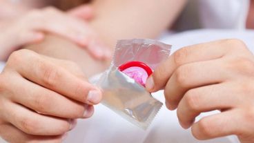 El uso del preservativo: una decisión compartida durante tola relación, de principio a fin.