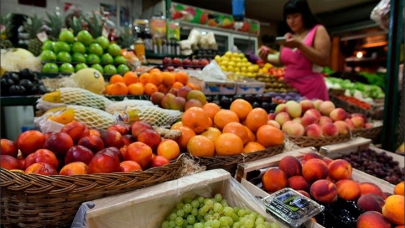 Los alimentos y bebidas volvieron a ser protagonistas de la inflación de enero.