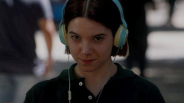 "Vera" es un coming of age protagonizado por Luciana Grasso e Inés Estévez.