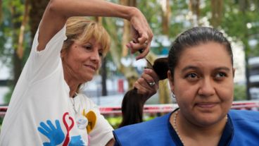 Para donar el cabello y confeccionar pelucas se necesita que el pelo tenga una extensión mínima de 25 centímetros