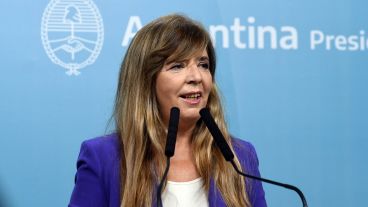 Gabriela Cerruti dijo que en Rosario se vive "a merced de la violencia".