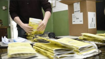 Hubo una muy buena recepción en la sociedad a la convocatoria para ser autoridad de mesa.