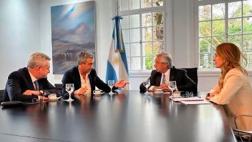 Del encuentro también participaron Agustín Rossi y Victoria Tolosa Paz.