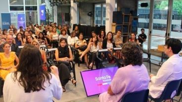 Los jóvenes se capacitan en diferentes oficios o servicios.