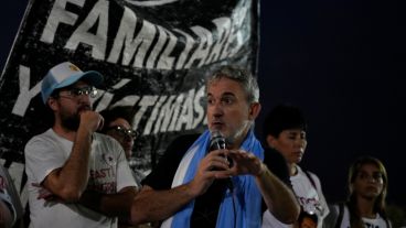 La marcha se realizó este miércoles en el Monumento a la Bandera.