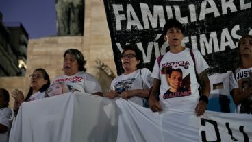 La marcha se realizó este miércoles en el Monumento a la Bandera.