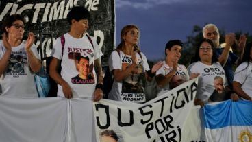 La marcha se realizó este miércoles en el Monumento a la Bandera.