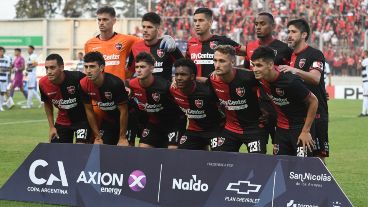 La Lepra tuvo un pésimo partido y le dijo adiós a la Copa Argentina.