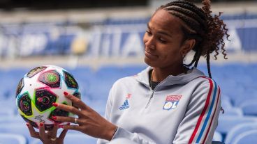 Wendie Renard decidió bajarse del seleccionado femenino francés.