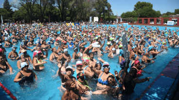 Las piletas municipales tuvieron asistencia récord este verano.
