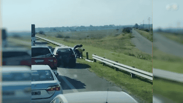 El episodio sucedió sobre la ruta 9 en la mano a Rosario, antes de llegar al kilómetro 150.
