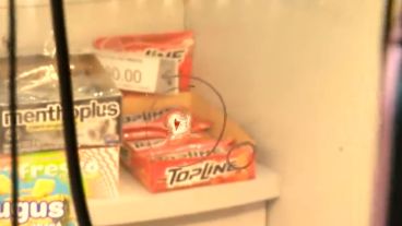 Algunas de las marcas que dejó la balacera contra el supermercado de la familia Roccuzzo