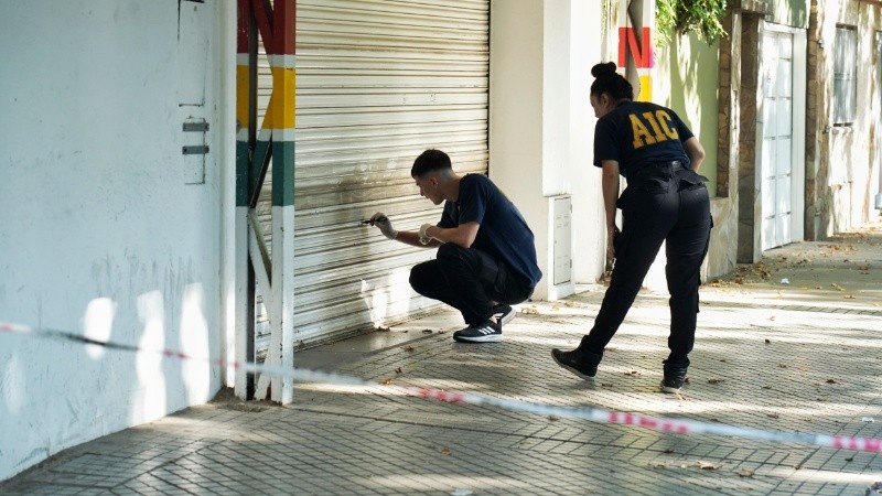 El ataque al supermercado de Lavalle al 2500 ocurrió en la madrugada de este jueves. 