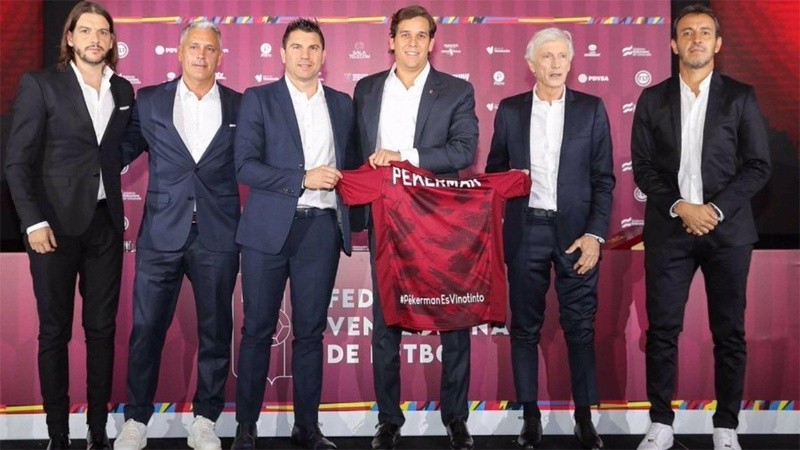 Con Pekerman trabajaban en Venezuela ell Beto Camps, Cufré y Batista, entre otros.