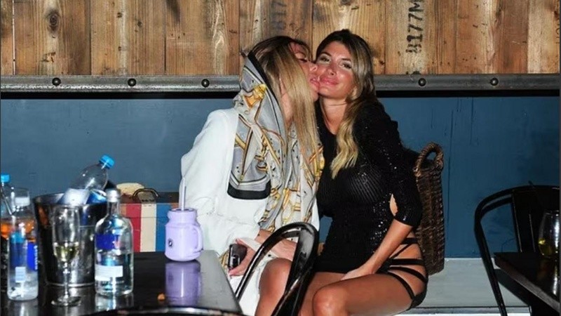 Belén Francese cumplió 42 años y lo festejó con una gran fiesta con amigos, familiares y seres queridos en un bar ubicado en el barrio de Palermo. 