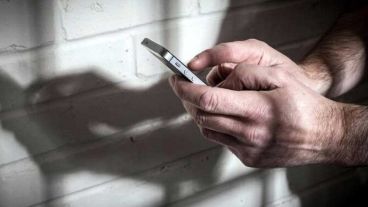 Los internos cuentan con celulares desde donde siembran terror.