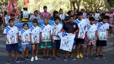 Dolor y reclamo en la marcha por Máximo, este viernes en el centro de Rosario