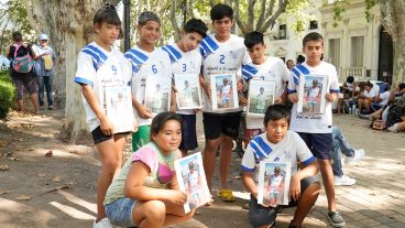Dolor y reclamo en la marcha por Máximo, este viernes en el centro de Rosario