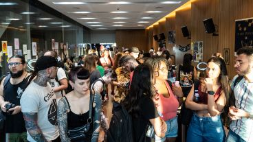 El Ciclo Tatuadoras es un evento que está organizado por el estudio de tatuajes Casona Tattoo y la Municipalidad de Rosario.