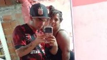 Fernando Barbosa y su madre, Jessica, luego del reencuentro de este martes.