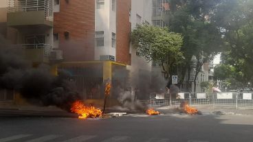 Corte de tránsito para exigir que la EPE se acerque al centro