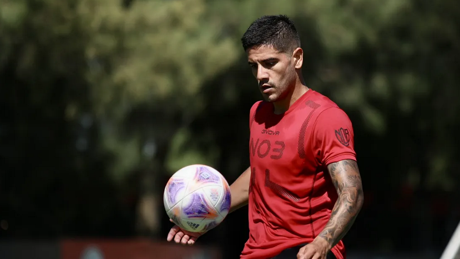 El paraguayo Recalde intentará seguir su buena racha y evitar que El Ciclón vuelva a la punta