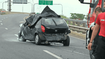 Así quedó el vehículo en el que se trasladaba la mujer.