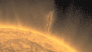 El tornado "estuvo retorciéndose y creciendo durante tres días", comentó Lasky.