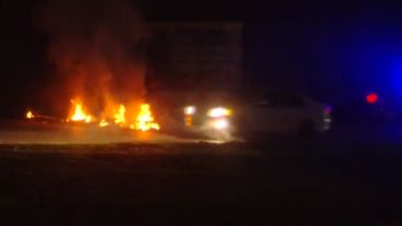 El piquete en la autopista este jueves a la noche.