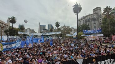 Gran convocatoria en Plaza de Mayo