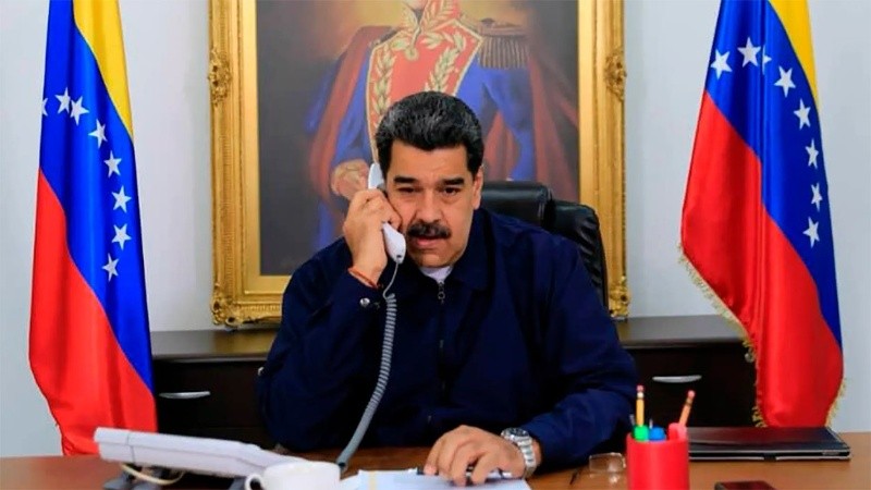 El presidente venezolano tiene covid, según informaron sus médicos.