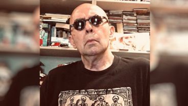 Carlos el Indio Solari.