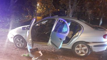 El Megane donde iba la pareja detenida.