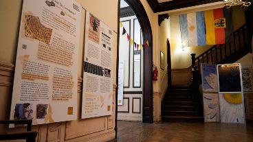 Federico Luchtenberg, presidente del club Alemán recibe a la Escuela Jaim Najman Bialik Rosario.