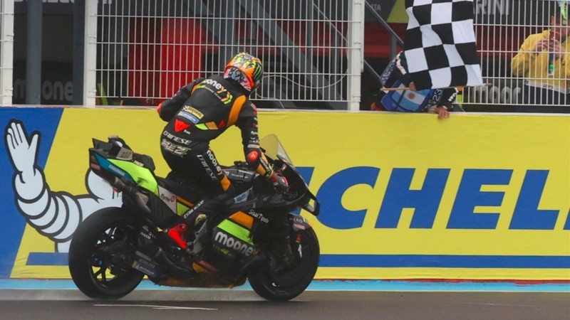 Bezzecchi, 24 años, se transformó en el segundo italiano ganador en Termas.