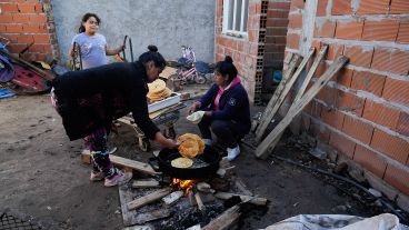 El comedor Defensores sobre calle Ottone, noroeste de Rosario.