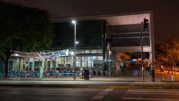 El hombre murió poco después de llegar al Heca trasladado en una ambulancia.