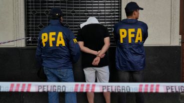 Camarasa fue detenido en San Lorenzo entre Alvear y Oroño.