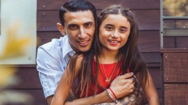 A la pequeña le daban pocos meses de vida. Hoy cumple 10 años.