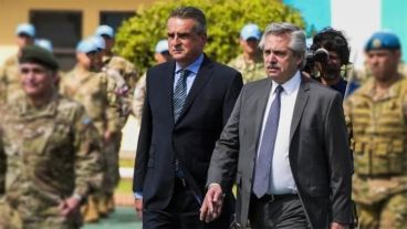 Rossi medita si da batalla por la candidatura presidencial, alentado por Alberto Fernández.