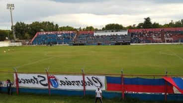 El Gabino Sosa de Tablada tendrá mejor iluminación para los partidos nocturnos.