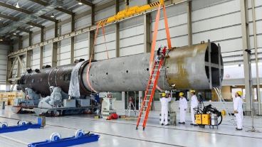 Este desarrollo perfila a la Argentina como uno de los países líderes en el segmento de reactores modulares de baja y media potencia.