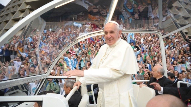 Bergoglio durante su visita a Río de Janeiro, diez años atrás.