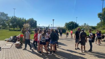 Entre los voluntarios se destacan muchos jóvenes que se sumaron a la iniciativ.