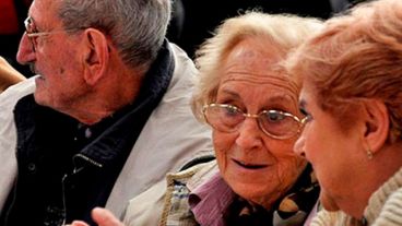 El incremento determinará también el cálculo de liquidación del Sueldo Anual Complementario (medio aguinaldo) del primer trimestre.