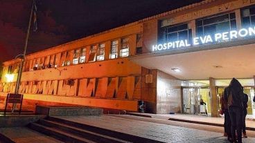 La mujer se mantiene en cuidados intensivos del hospital Eva Perón.