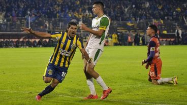 De zurda, Malcorra convirtió el 2-1 tras un despeje corto de Unsain.