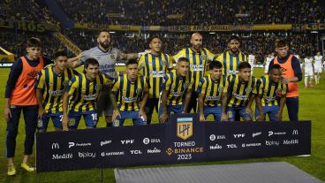 Los once titulares canallas que salieron a jugar contra el Halcón en el Gigante de Arroyito.